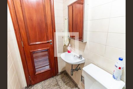 Apartamento à venda com 169m², 3 quartos e 3 vagasBanheiro de serviço