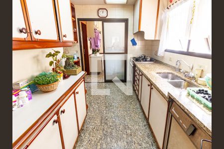 Apartamento à venda com 169m², 3 quartos e 3 vagasCozinha