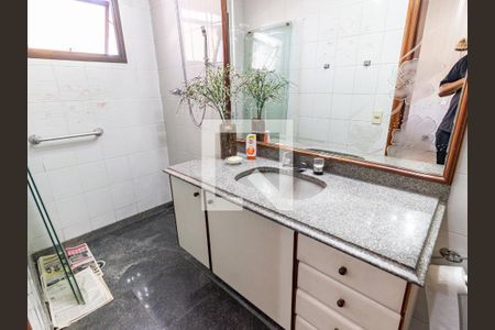 Apartamento à venda com 169m², 3 quartos e 3 vagasBanheiro da Suíte 2