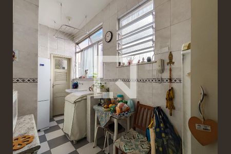 Apartamento à venda com 70m², 2 quartos e 1 vaga Apartamento à venda com 70m², 2 quartos e 1 vagaCozinha e Área de Serviço