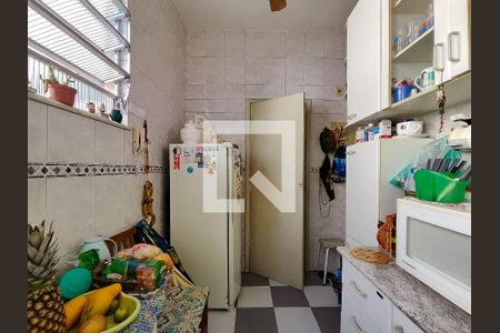 Apartamento à venda com 70m², 2 quartos e 1 vaga Apartamento à venda com 70m², 2 quartos e 1 vagaCozinha e Área de Serviço