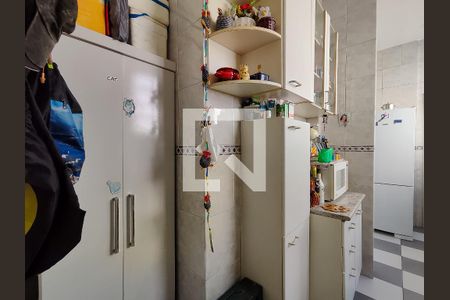 Apartamento à venda com 70m², 2 quartos e 1 vaga Apartamento à venda com 70m², 2 quartos e 1 vagaCozinha e Área de Serviço