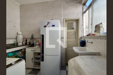 Apartamento à venda com 70m², 2 quartos e 1 vaga Apartamento à venda com 70m², 2 quartos e 1 vagaCozinha e Área de Serviço