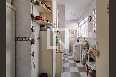 Apartamento à venda com 70m², 2 quartos e 1 vaga Apartamento à venda com 70m², 2 quartos e 1 vagaCozinha e Área de Serviço
