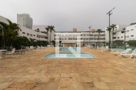 Apartamento para alugar com 140m², 3 quartos e 1 vagaÁrea comum - Piscina