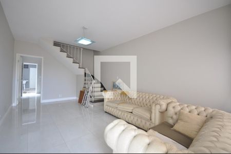 Sala de casa para alugar com 2 quartos, 150m² em Vila Albertina, São Paulo