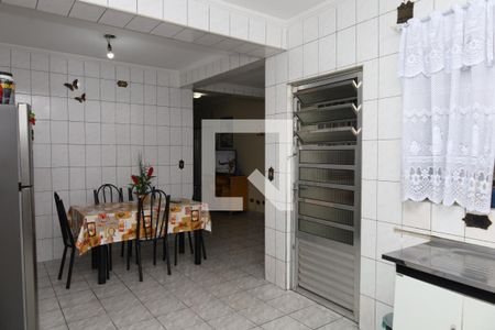 Casa à venda com 94m², 2 quartos e 2 vagasCozinha