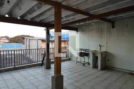 Casa à venda com 94m², 2 quartos e 2 vagasVaranda