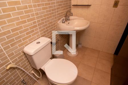 Casa de condomínio à venda com 100m², 3 quartos e 1 vagaBanheiro