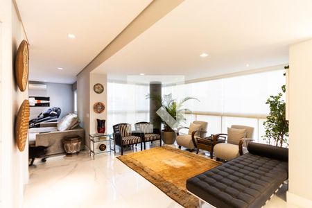 Apartamento para alugar com 240m², 3 quartos e 4 vagas Apartamento para alugar com 240m², 3 quartos e 4 vagasHall de entrada