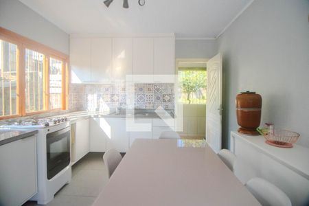 Casa à venda com 340m², 2 quartos e 5 vagasCozinha