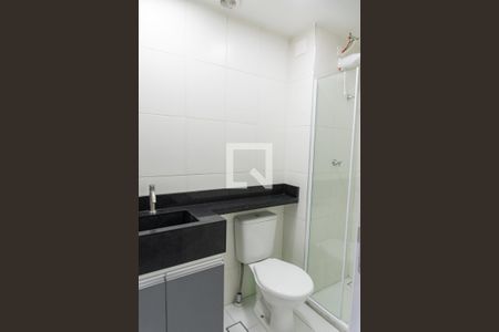 Banheiro de kitnet/studio para alugar com 1 quarto, 27m² em Cursino, São Paulo