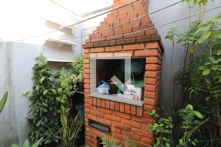 Casa à venda com 104m², 2 quartos e 2 vagasChurrasqueira