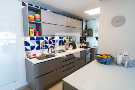 Apartamento à venda com 110m², 3 quartos e 2 vagasCozinha