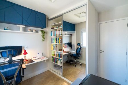 Apartamento à venda com 110m², 3 quartos e 2 vagasQuarto 2