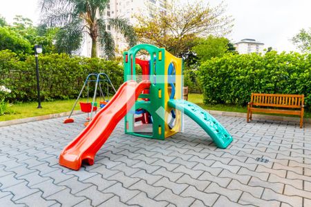 Apartamento à venda com 110m², 3 quartos e 2 vagasÁrea comum - Playground