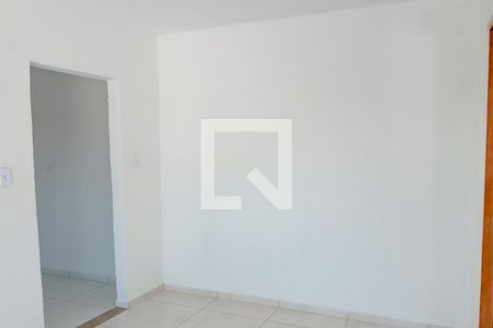 Sala de casa para alugar com 1 quarto, 70m² em Jardim Pinheirinho, Embu das Artes