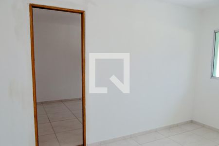 Sala de casa para alugar com 1 quarto, 70m² em Jardim Pinheirinho, Embu das Artes
