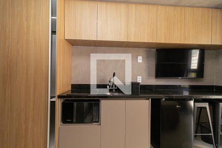 Cozinha de kitnet/studio à venda com 1 quarto, 24m² em Consolação, São Paulo