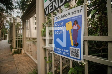 Apartamento à venda com 144m², 4 quartos e 2 vagas Apartamento à venda com 144m², 4 quartos e 2 vagasPlaca