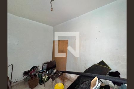 Casa de condomínio à venda com 182m², 4 quartos e 3 vagas Casa de condomínio à venda com 182m², 4 quartos e 3 vagasÁrea de Serviço - Quarto