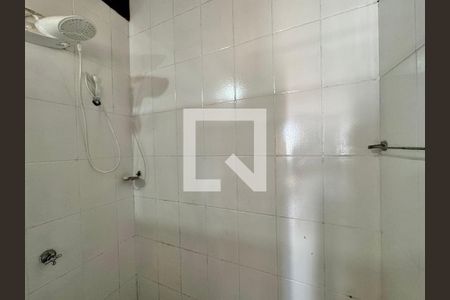 Casa de condomínio à venda com 182m², 4 quartos e 3 vagas Casa de condomínio à venda com 182m², 4 quartos e 3 vagasBanheiro Social 2