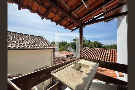 Casa de condomínio à venda com 182m², 4 quartos e 3 vagas Casa de condomínio à venda com 182m², 4 quartos e 3 vagasÁrea de Serviço