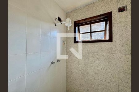 Casa de condomínio à venda com 182m², 4 quartos e 3 vagas Casa de condomínio à venda com 182m², 4 quartos e 3 vagasSuíte - Banheiro