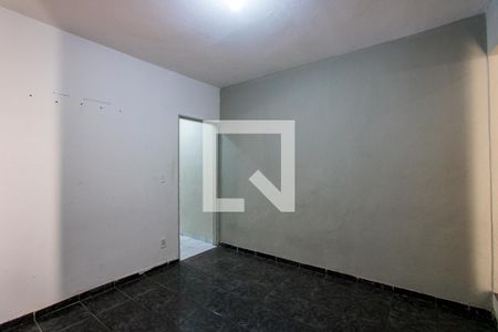 Sala de casa para alugar com 2 quartos, 125m² em Jardim Marek, Santo André