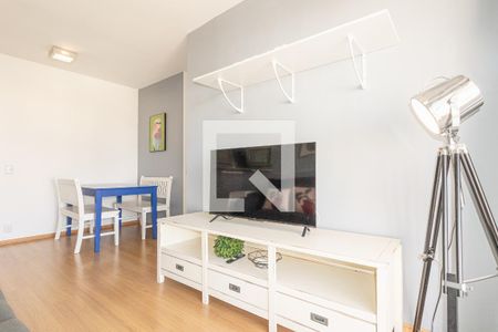 Sala de apartamento para alugar com 2 quartos, 58m² em Indianópolis, São Paulo