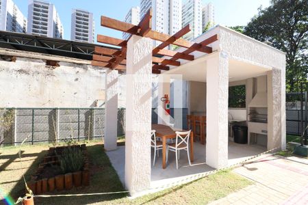 Apartamento para alugar com 45m², 2 quartos e sem vagaÁrea comum - Churrasqueira