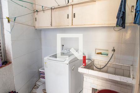 Casa à venda com 250m², 4 quartos e 1 vaga Casa à venda com 250m², 4 quartos e 1 vagaÁrea de Serviço