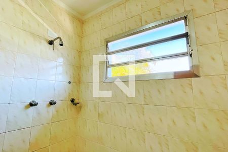 Casa à venda com 195m², 3 quartos e 3 vagas Casa à venda com 195m², 3 quartos e 3 vagasBanheiro da Suíte