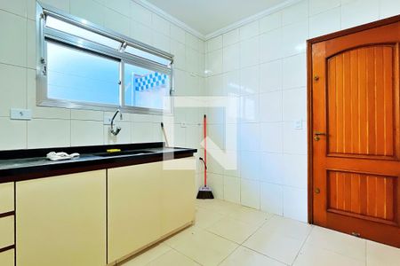 Casa à venda com 195m², 3 quartos e 3 vagas Casa à venda com 195m², 3 quartos e 3 vagasCozinha