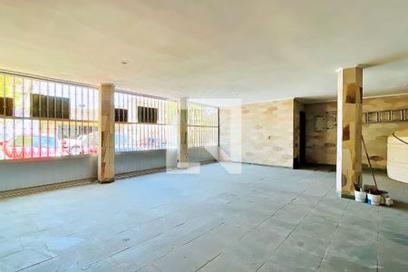 Casa à venda com 195m², 3 quartos e 3 vagas Casa à venda com 195m², 3 quartos e 3 vagasGaragem
