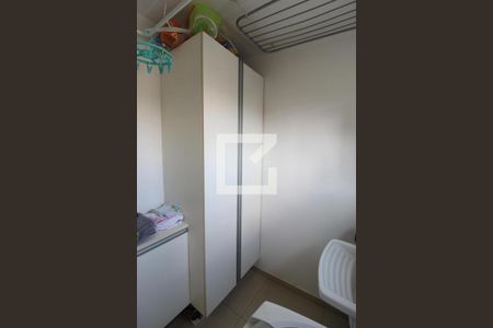 Apartamento à venda com 67m², 2 quartos e 1 vagaÁrea de Serviço