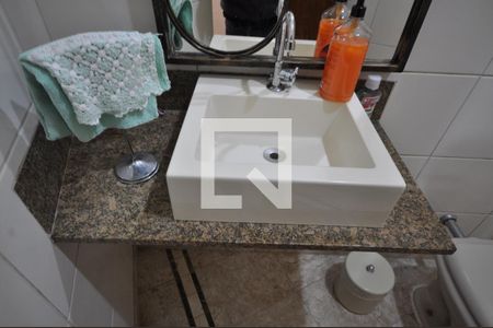 Casa à venda com 180m², 3 quartos e 2 vagasLavabo