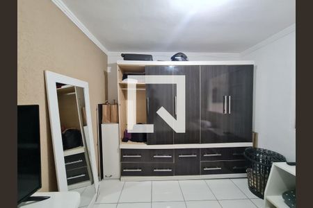 Casa à venda com 100m², 5 quartos e 2 vagas Casa à venda com 100m², 5 quartos e 2 vagasCasa 3