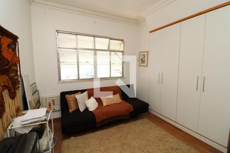 Apartamento à venda com 142m², 3 quartos e 2 vagasQuarto 2