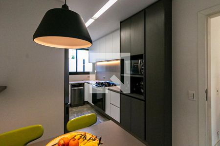 Apartamento à venda com 270m², 4 quartos e 4 vagas Apartamento à venda com 270m², 4 quartos e 4 vagasCozinha