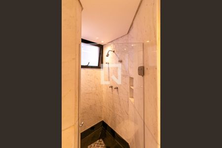 Apartamento à venda com 270m², 4 quartos e 4 vagas Apartamento à venda com 270m², 4 quartos e 4 vagasQuarto 02