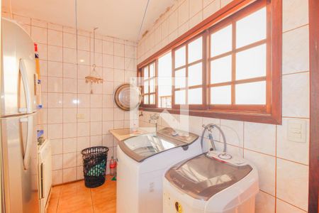 Casa à venda com 400m², 3 quartos e 8 vagas Casa à venda com 400m², 3 quartos e 8 vagasÁrea de Serviço