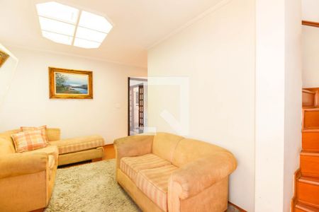 Casa à venda com 400m², 3 quartos e 8 vagas Casa à venda com 400m², 3 quartos e 8 vagasÁrea comum