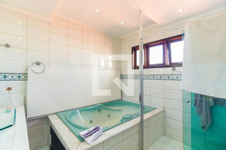 Casa à venda com 400m², 3 quartos e 8 vagas Casa à venda com 400m², 3 quartos e 8 vagasBanheiro da Suíte