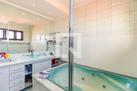 Casa à venda com 400m², 3 quartos e 8 vagas Casa à venda com 400m², 3 quartos e 8 vagasBanheiro da Suíte