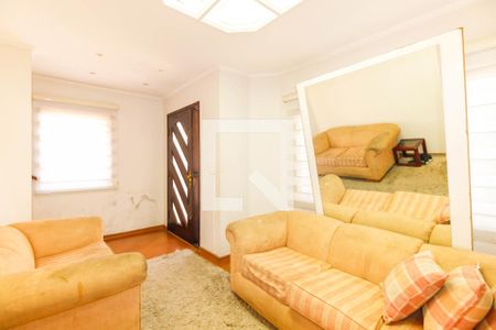 Casa à venda com 400m², 3 quartos e 8 vagas Casa à venda com 400m², 3 quartos e 8 vagasÁrea comum