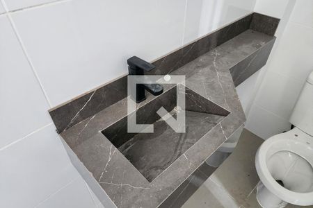 Apartamento à venda com 112m², 2 quartos e 2 vagas Apartamento à venda com 112m², 2 quartos e 2 vagasBanheiro da Suíte