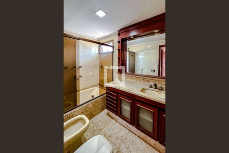 Apartamento para alugar com 356m², 3 quartos e 3 vagasBanheiro da Suíte 3