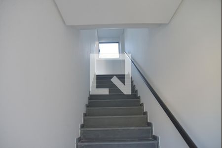 Casa à venda com 270m², 3 quartos e 4 vagasEscada