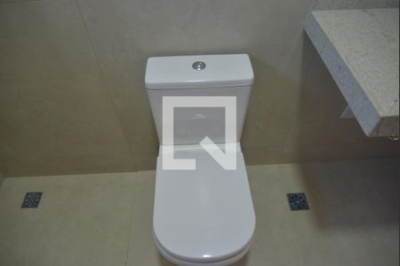 Casa à venda com 270m², 3 quartos e 4 vagasBanheiro 1